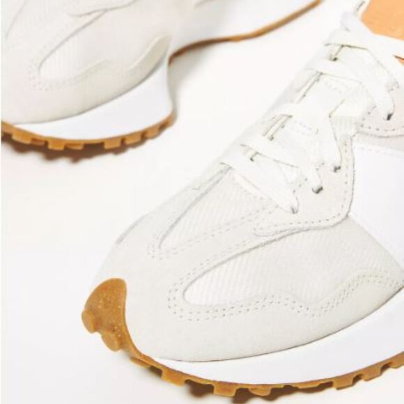 NWT New Balance 327 Retro 70s Sneakers in Sea Salt with Rust Oxide Size 6.5 - Picture 3 of 8